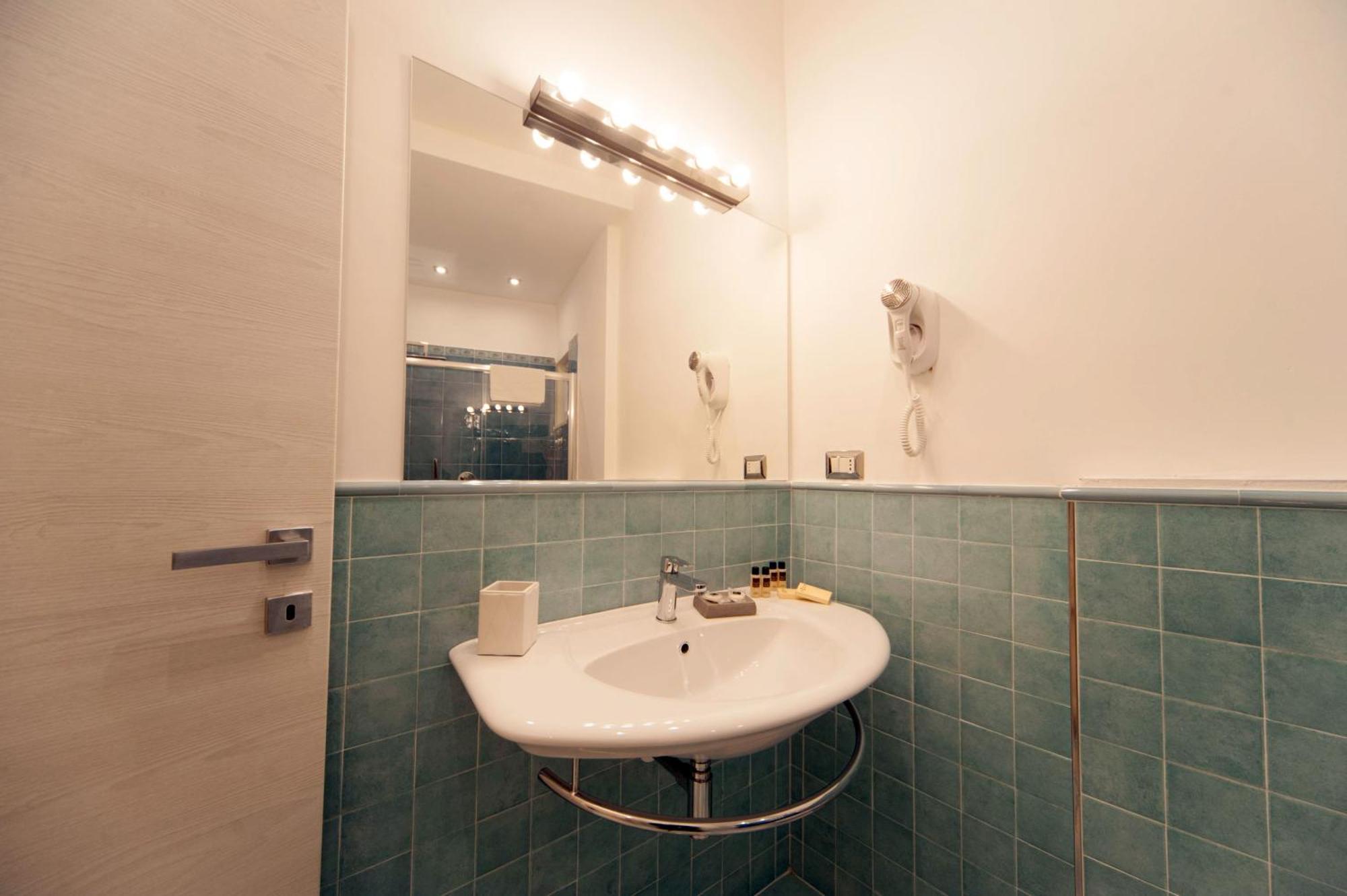 トラーニ La Cattedrale Dai Tetti Bed & Breakfast エクステリア 写真