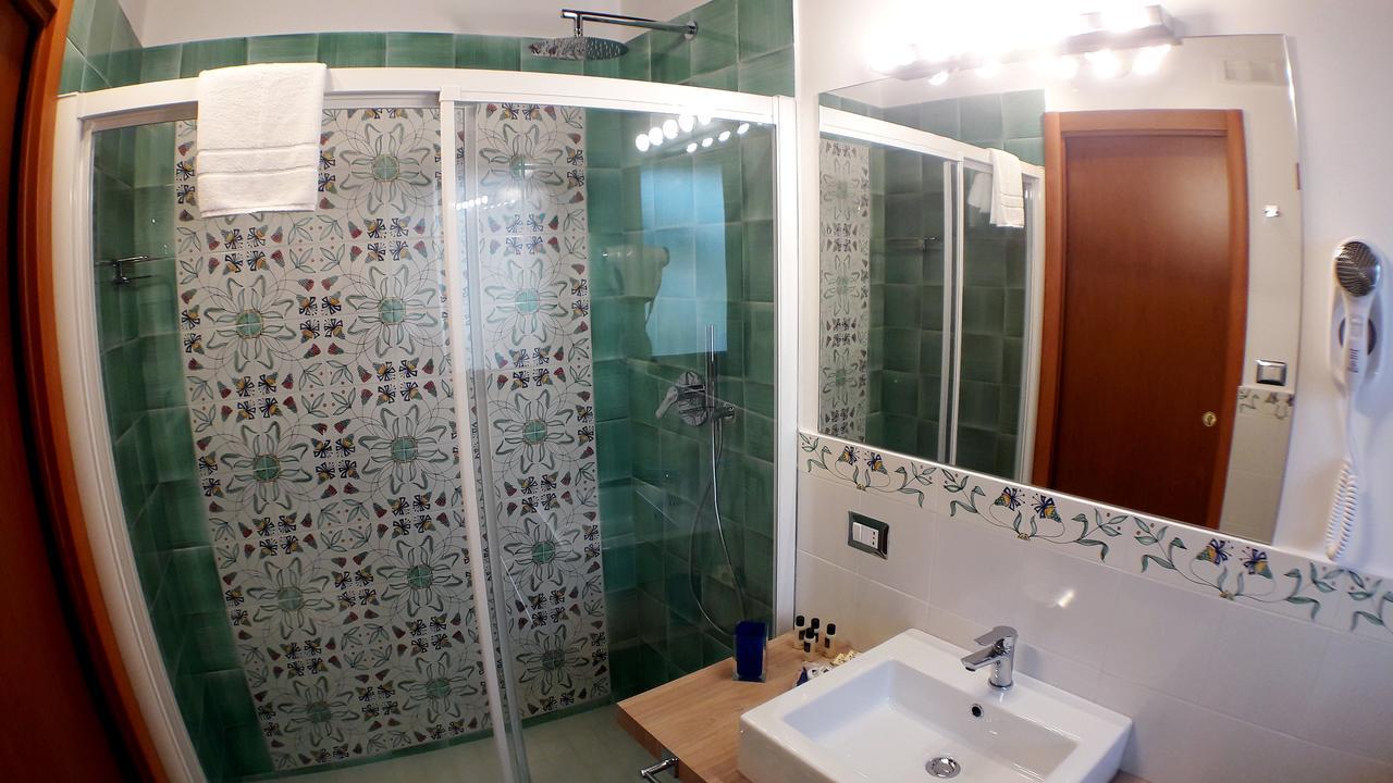 トラーニ La Cattedrale Dai Tetti Bed & Breakfast エクステリア 写真